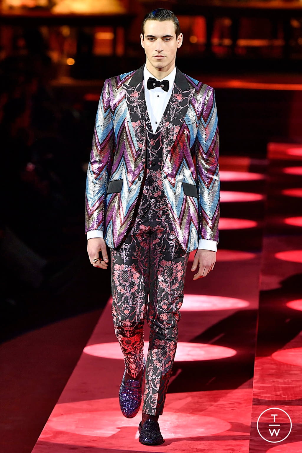 Fashion Week Milan Fall/Winter 2019 look 121 from the Dolce & Gabbana collection menswear
