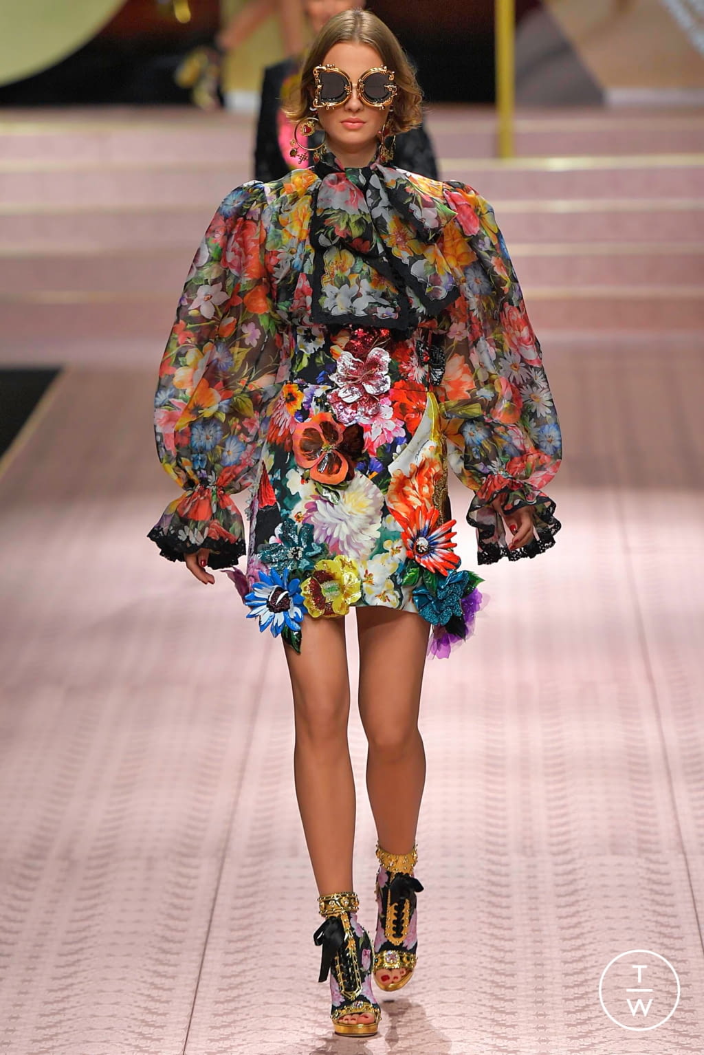 Fashion Week Milan Spring/Summer 2019 look 35 from the Dolce & Gabbana collection womenswear