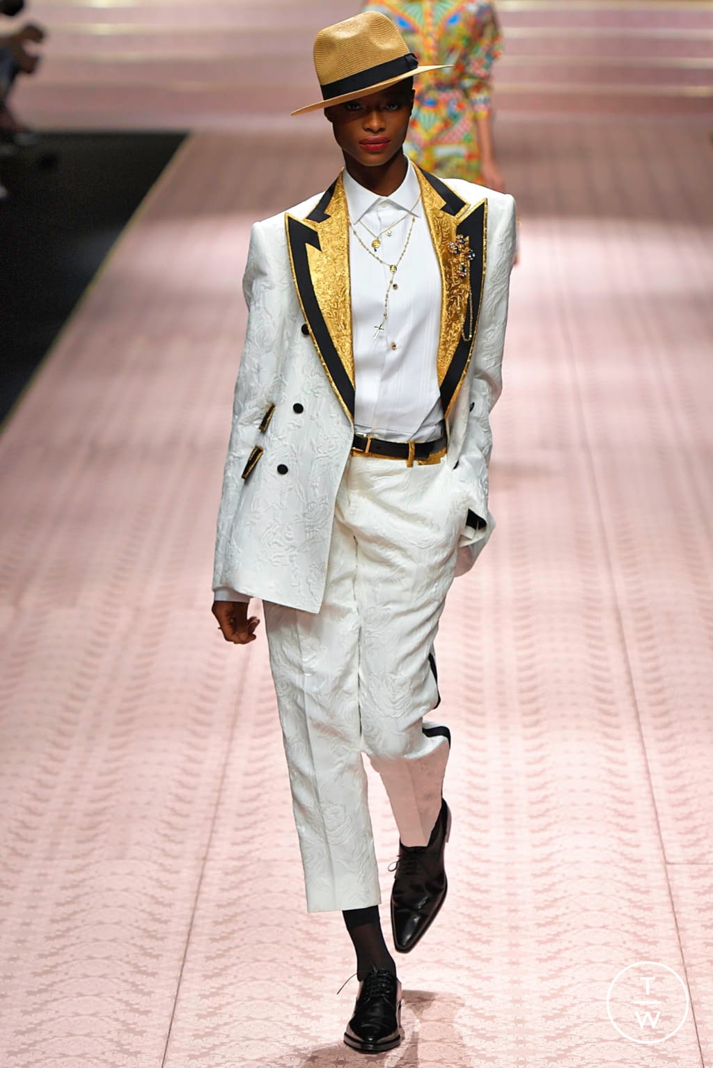 Fashion Week Milan Spring/Summer 2019 look 48 de la collection Dolce & Gabbana womenswear