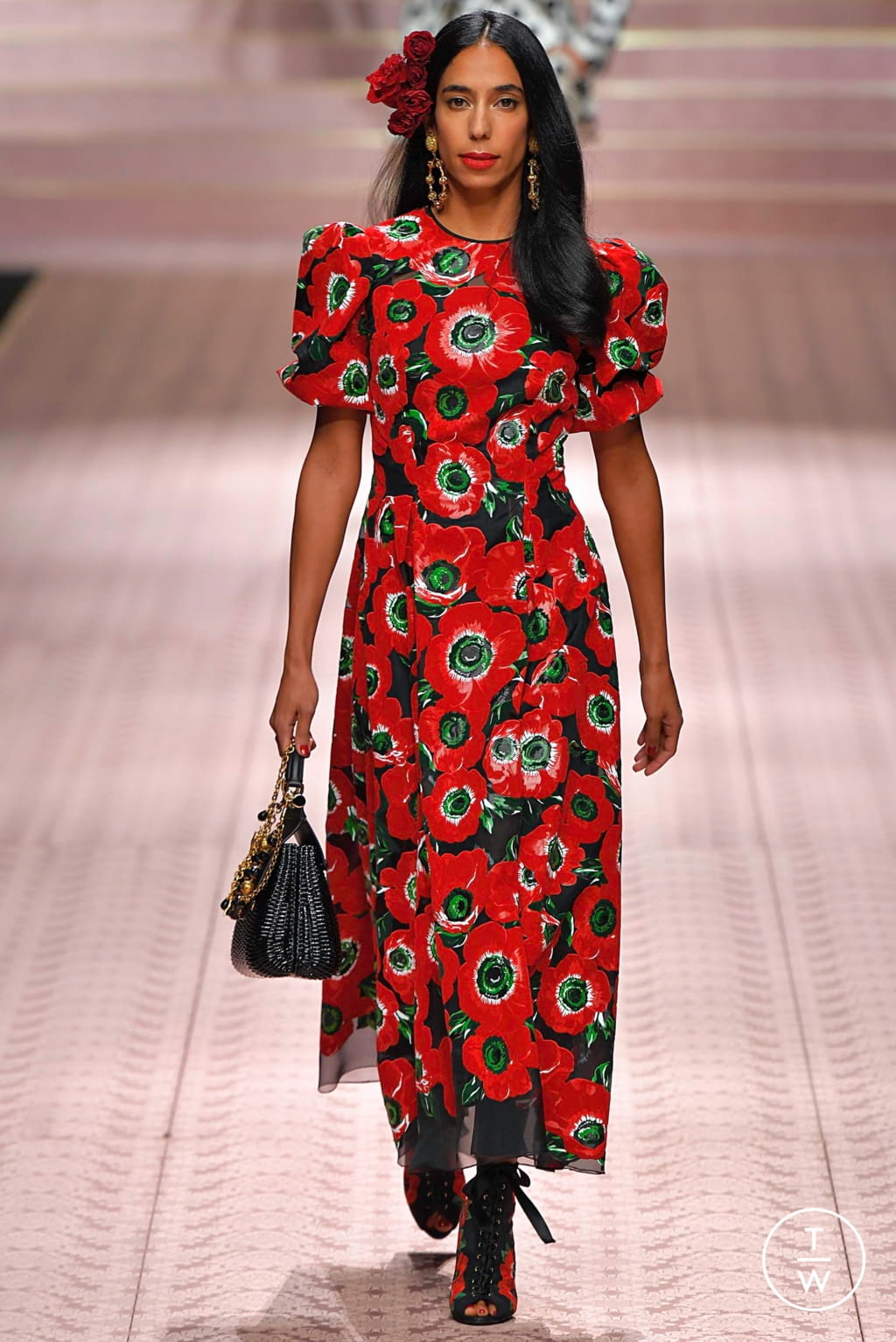 Fashion Week Milan Spring/Summer 2019 look 56 from the Dolce & Gabbana collection womenswear