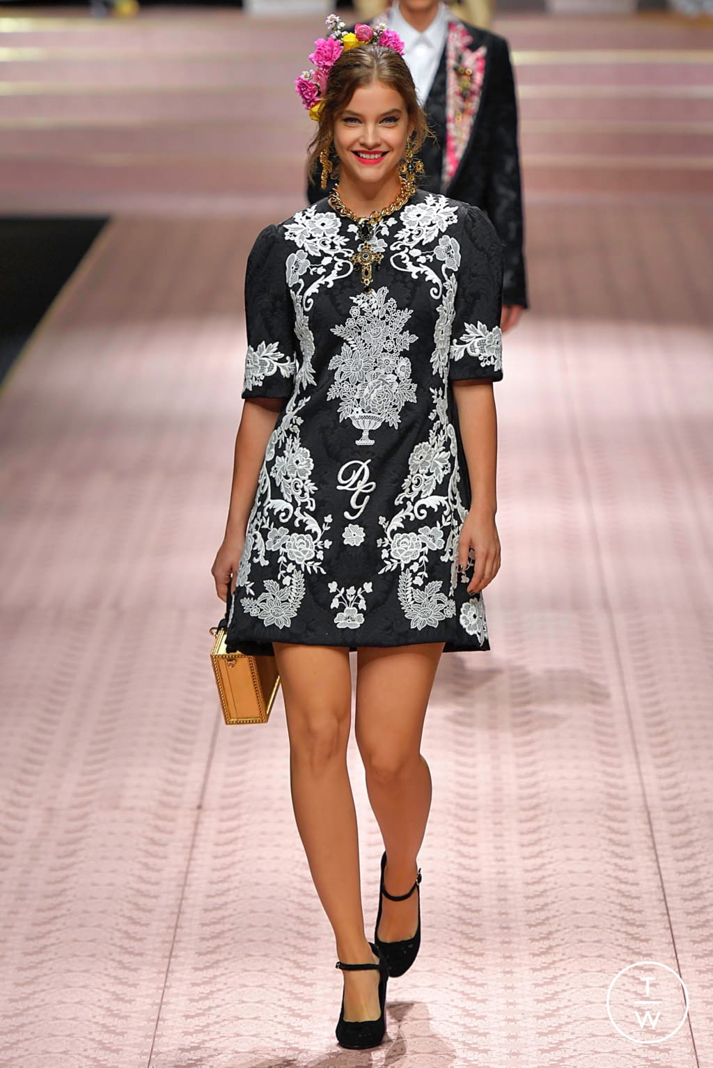 Fashion Week Milan Spring/Summer 2019 look 62 de la collection Dolce & Gabbana womenswear