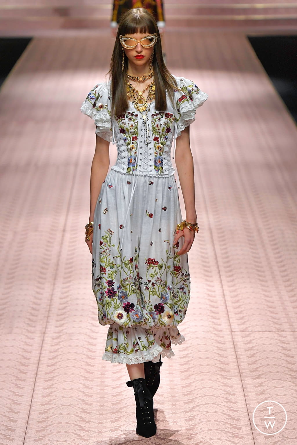Fashion Week Milan Spring/Summer 2019 look 70 from the Dolce & Gabbana collection womenswear