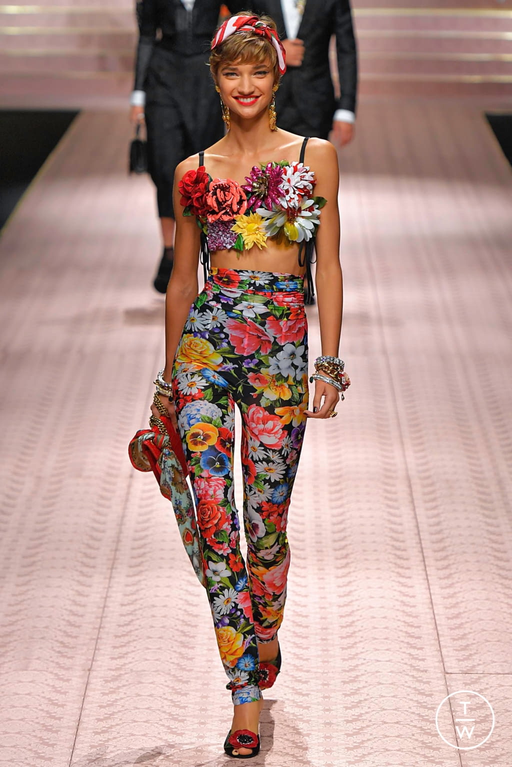 Fashion Week Milan Spring/Summer 2019 look 74 from the Dolce & Gabbana collection womenswear