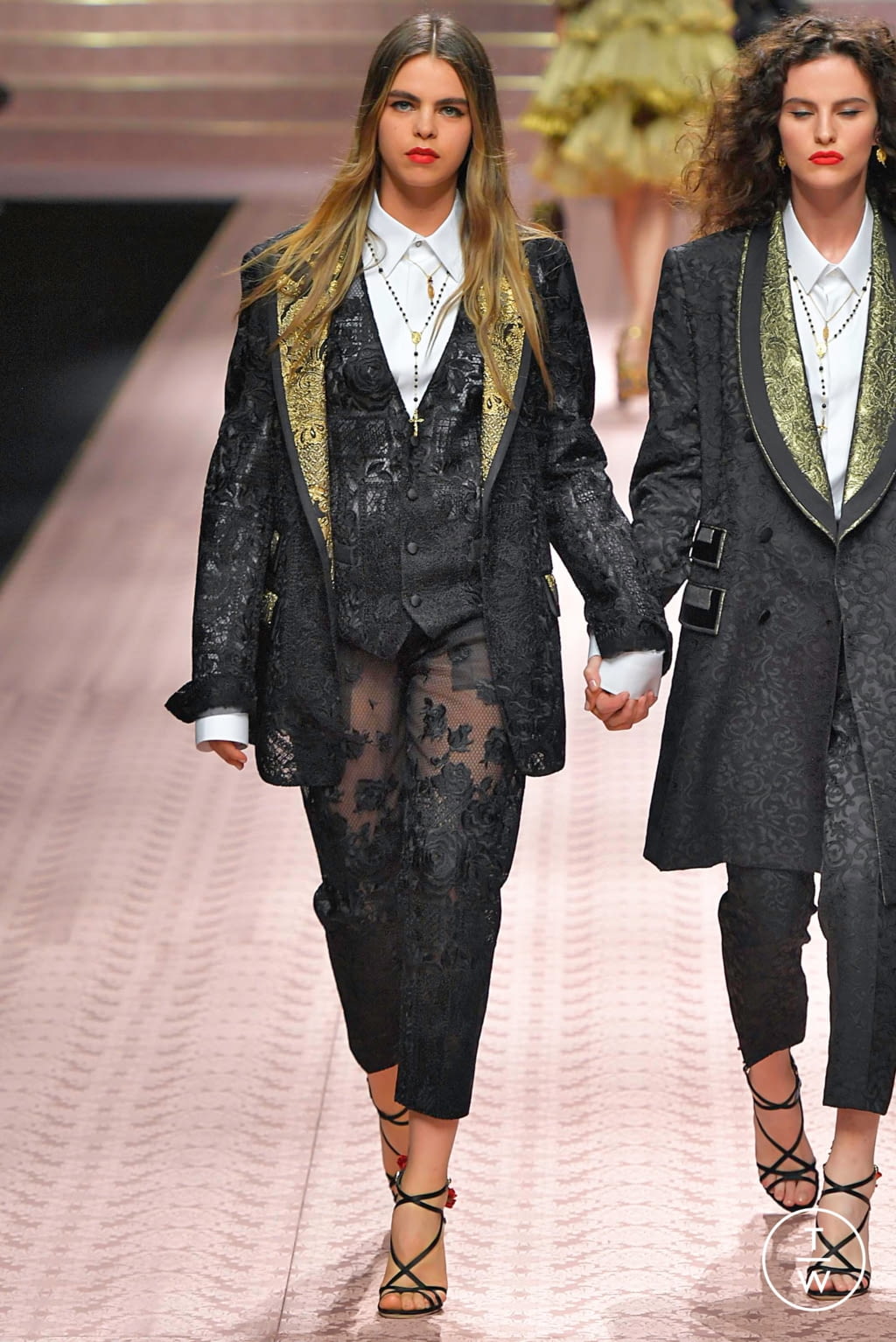 Fashion Week Milan Spring/Summer 2019 look 101 de la collection Dolce & Gabbana womenswear