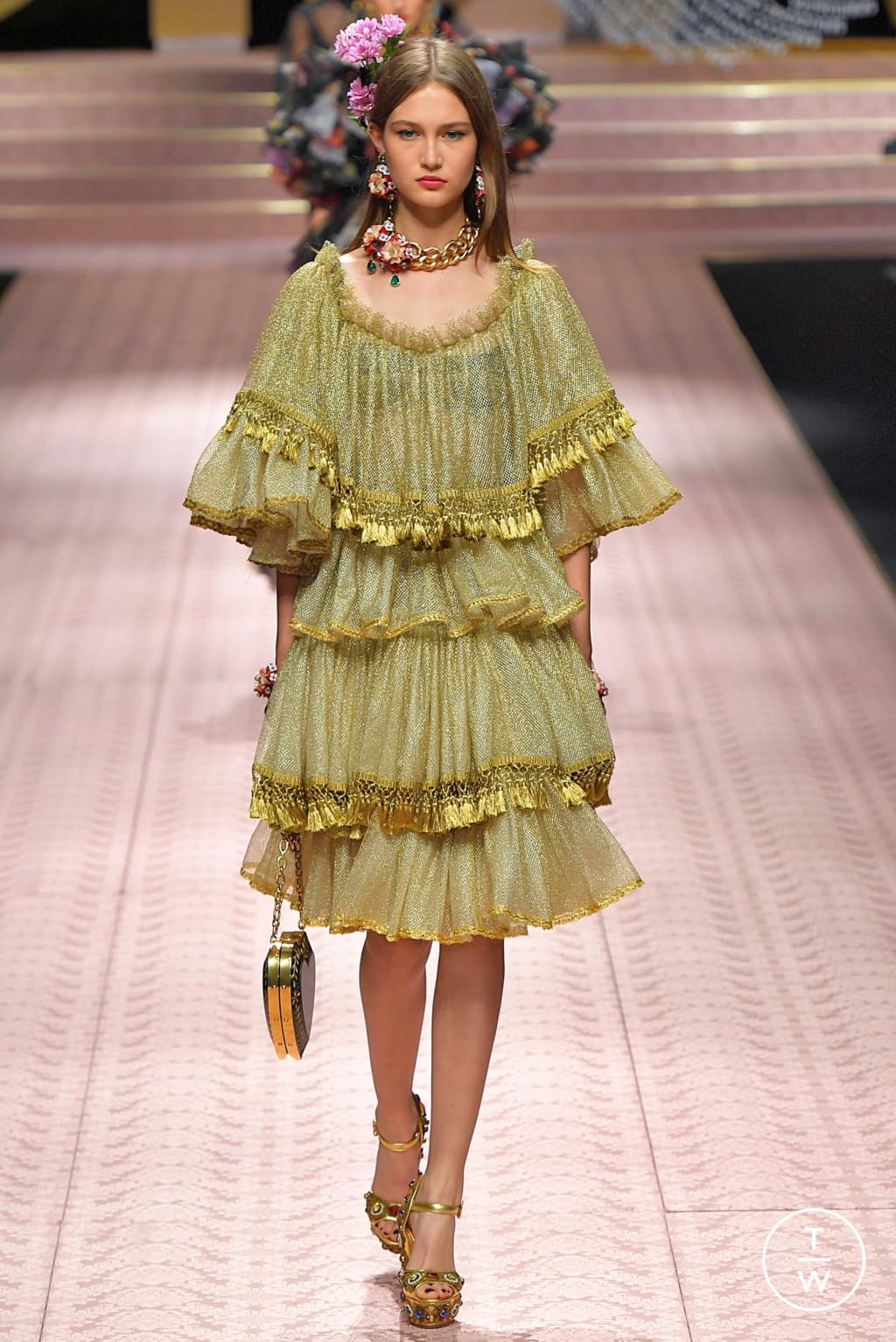 Fashion Week Milan Spring/Summer 2019 look 103 from the Dolce & Gabbana collection womenswear