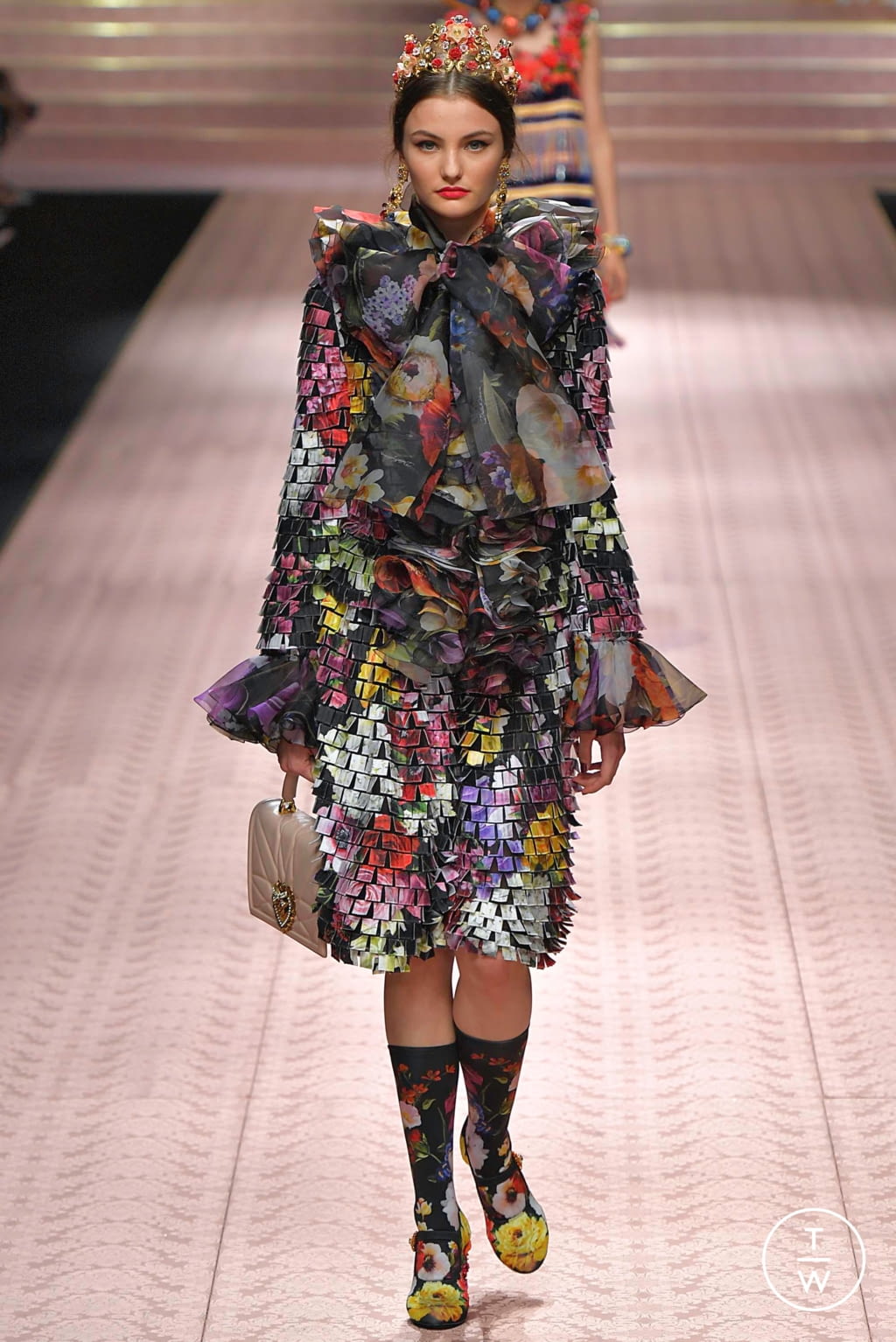 Fashion Week Milan Spring/Summer 2019 look 112 de la collection Dolce & Gabbana womenswear