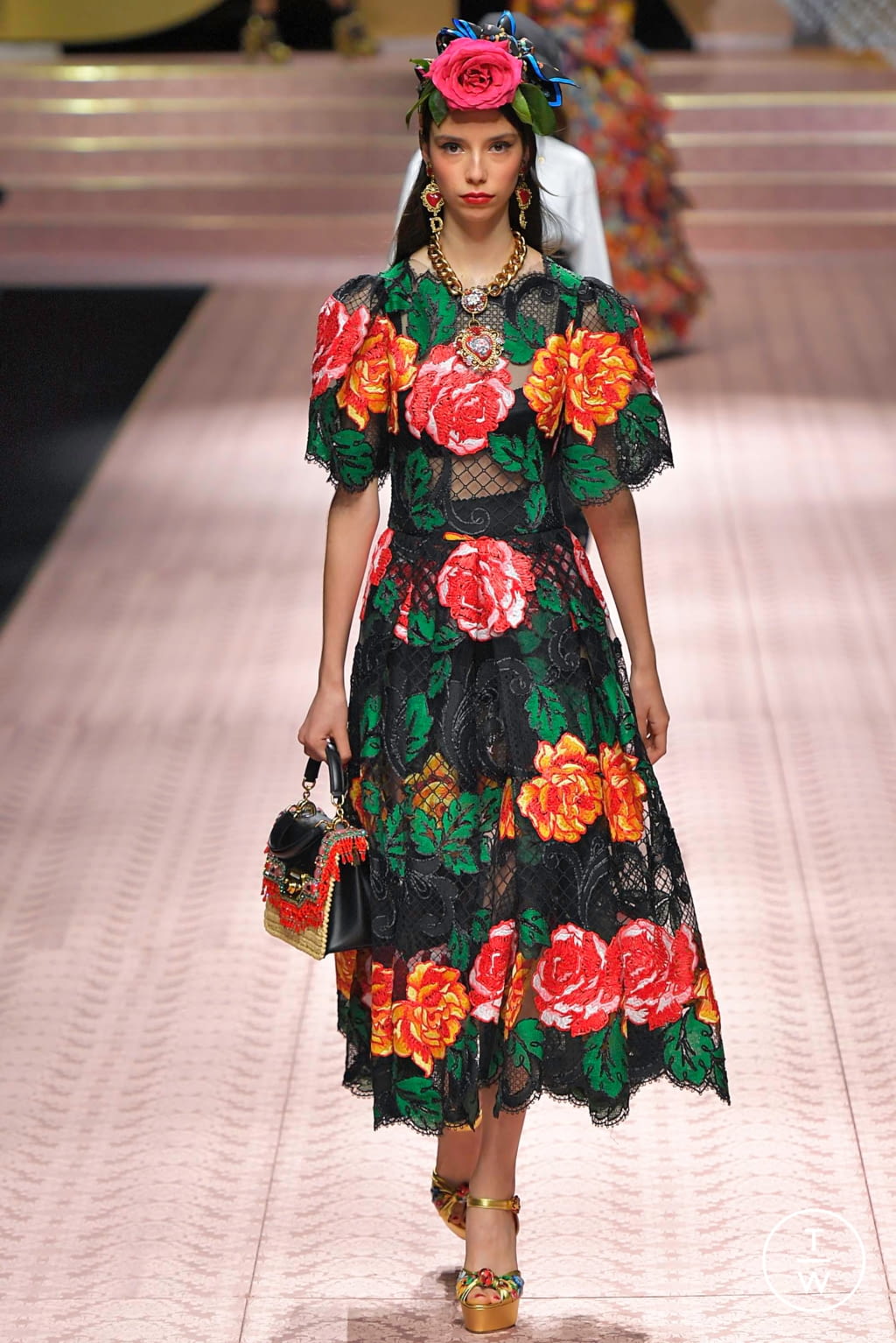 Fashion Week Milan Spring/Summer 2019 look 117 from the Dolce & Gabbana collection 女装