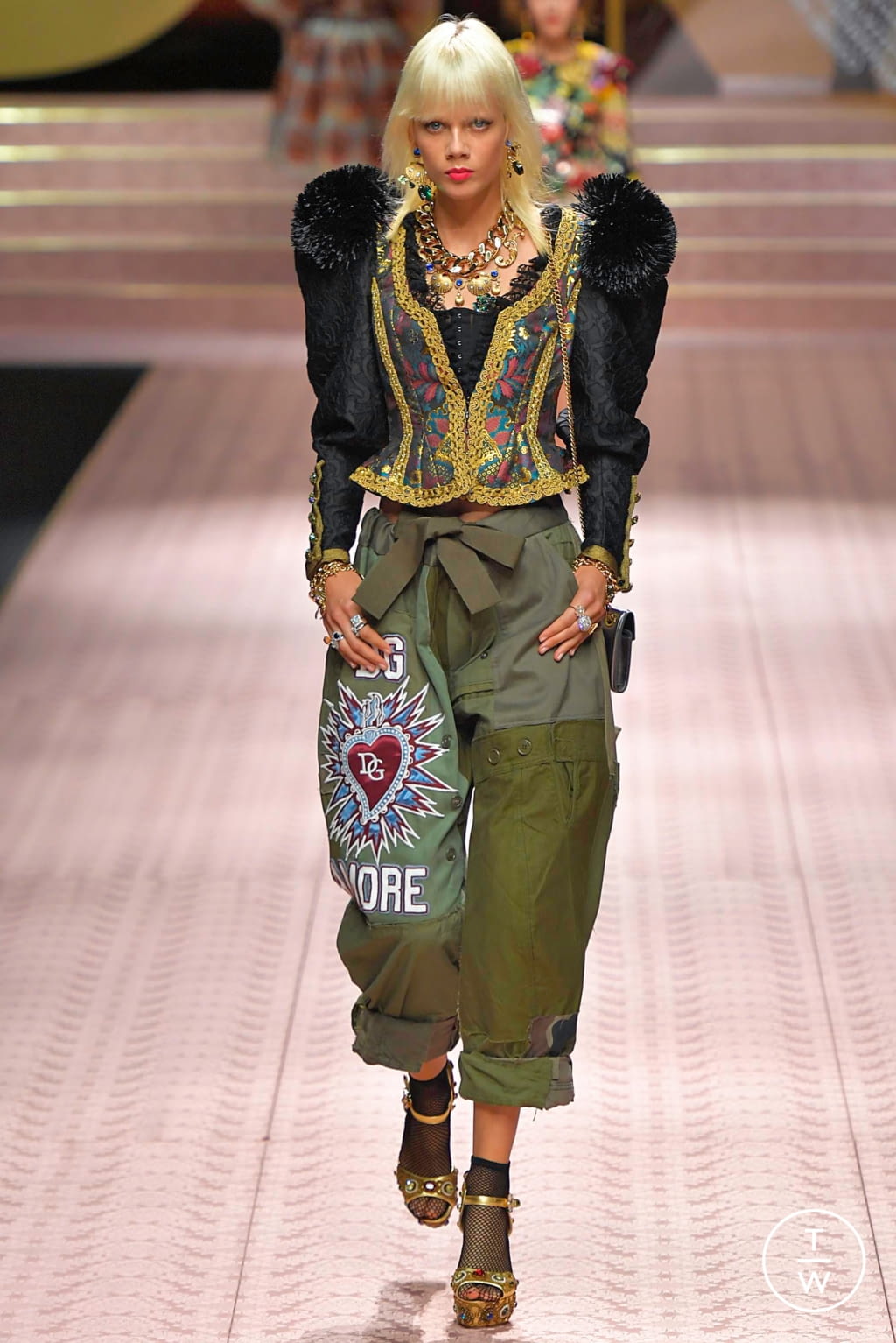 Fashion Week Milan Spring/Summer 2019 look 120 from the Dolce & Gabbana collection 女装