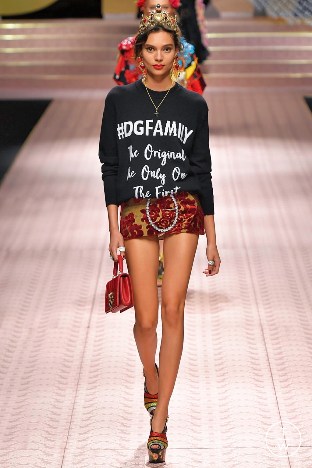 Fashion Week Milan Spring/Summer 2019 look 134 from the Dolce & Gabbana collection 女装