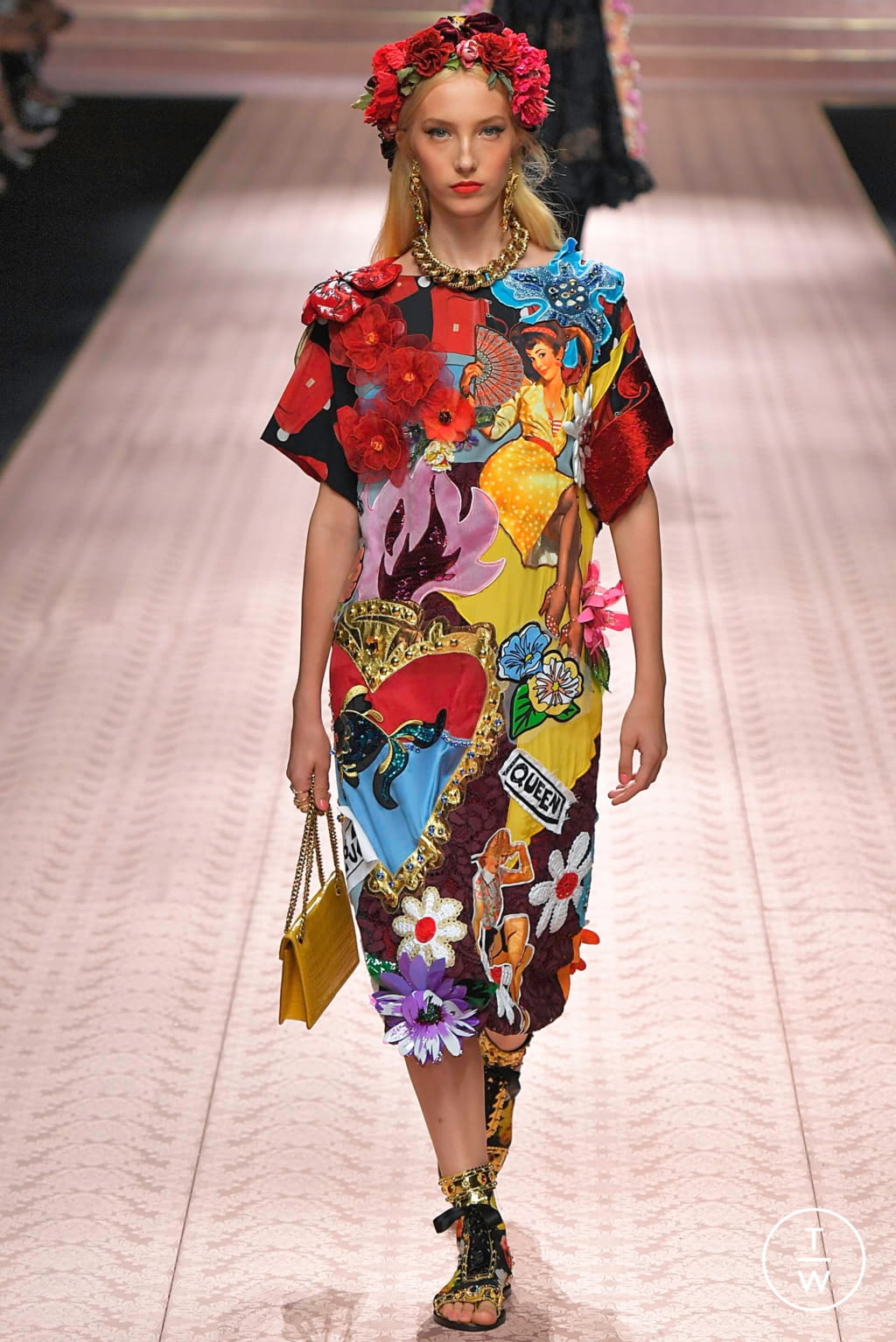 Fashion Week Milan Spring/Summer 2019 look 135 from the Dolce & Gabbana collection womenswear