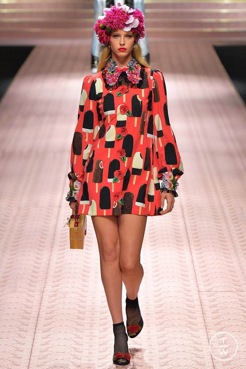 Fashion Week Milan Spring/Summer 2019 look 137 from the Dolce & Gabbana collection 女装