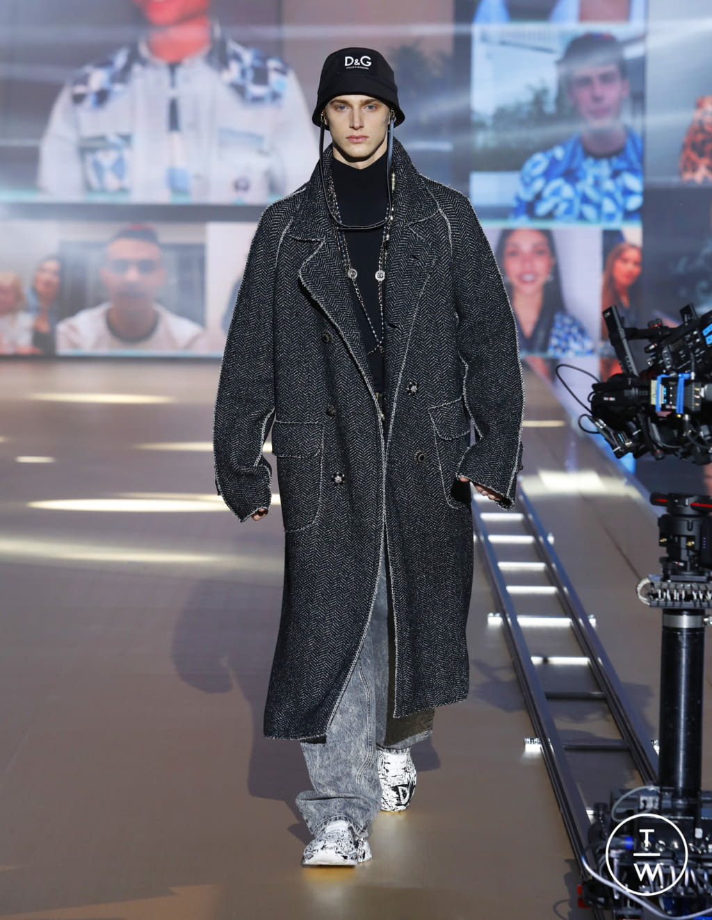 Fashion Week Milan Fall/Winter 2021 look 46 from the Dolce & Gabbana collection 男装