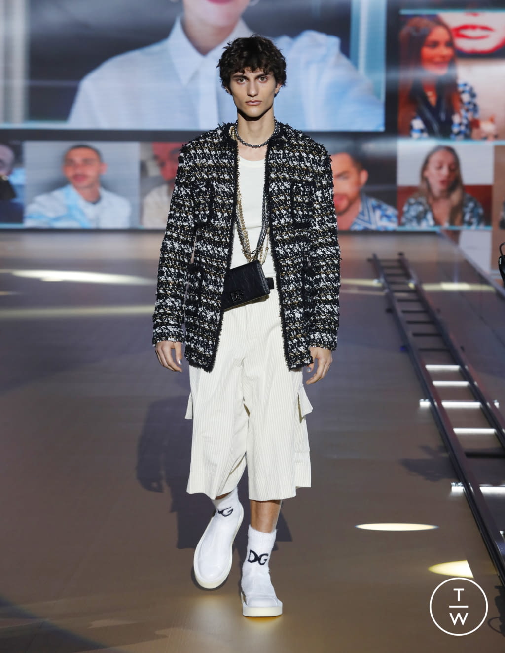 Fashion Week Milan Fall/Winter 2021 look 58 from the Dolce & Gabbana collection 男装