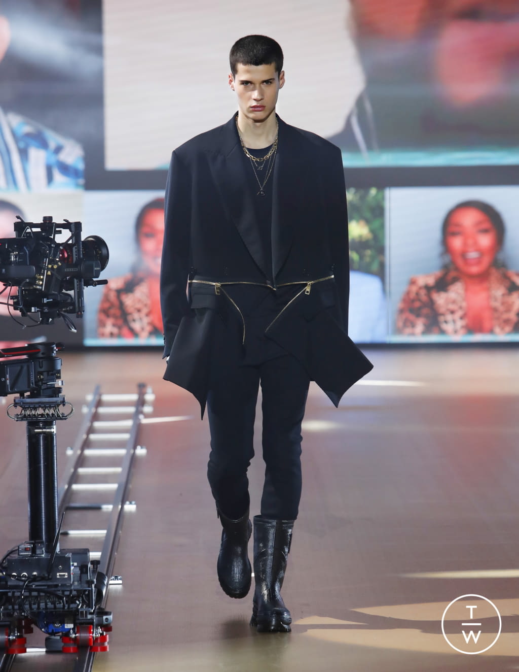 Fashion Week Milan Fall/Winter 2021 look 83 from the Dolce & Gabbana collection menswear