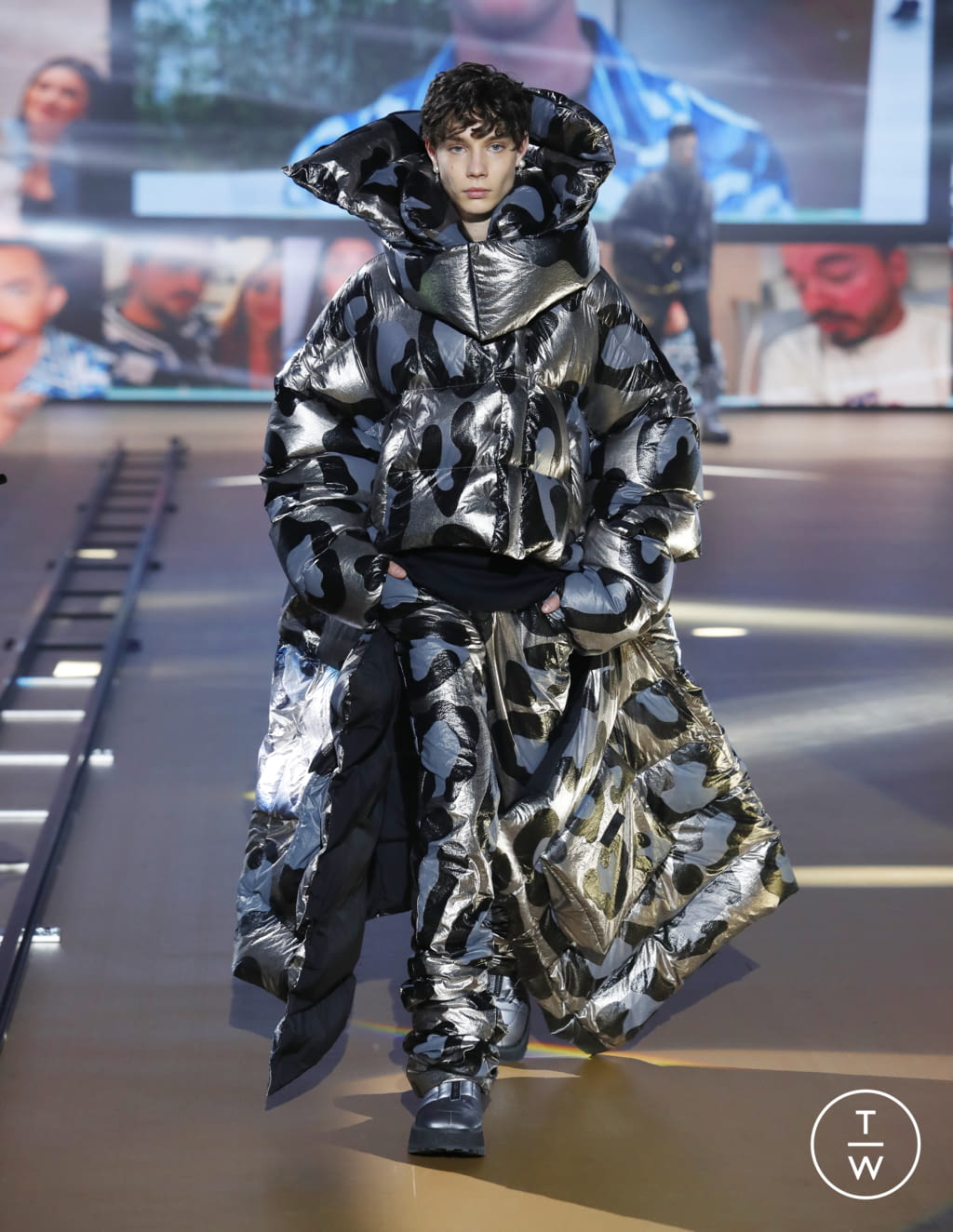 Fashion Week Milan Fall/Winter 2021 look 92 from the Dolce & Gabbana collection menswear