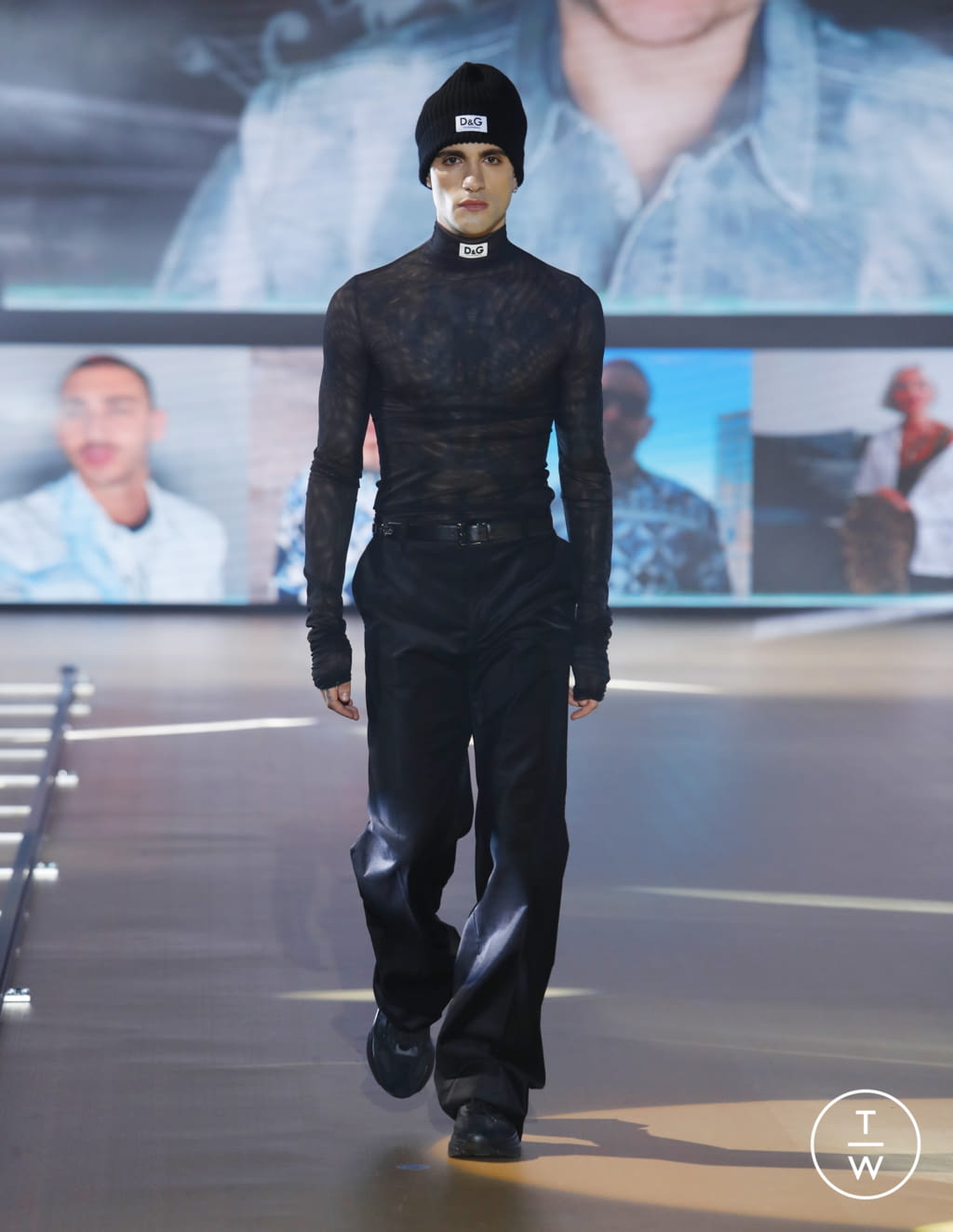 Fashion Week Milan Fall/Winter 2021 look 95 from the Dolce & Gabbana collection menswear