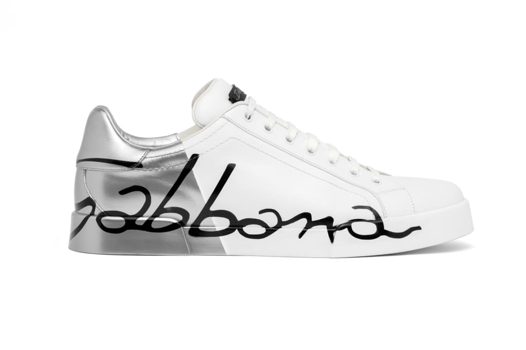 Fashion Week Milan Fall/Winter 2017 look 6 from the Dolce & Gabbana collection menswear accessories