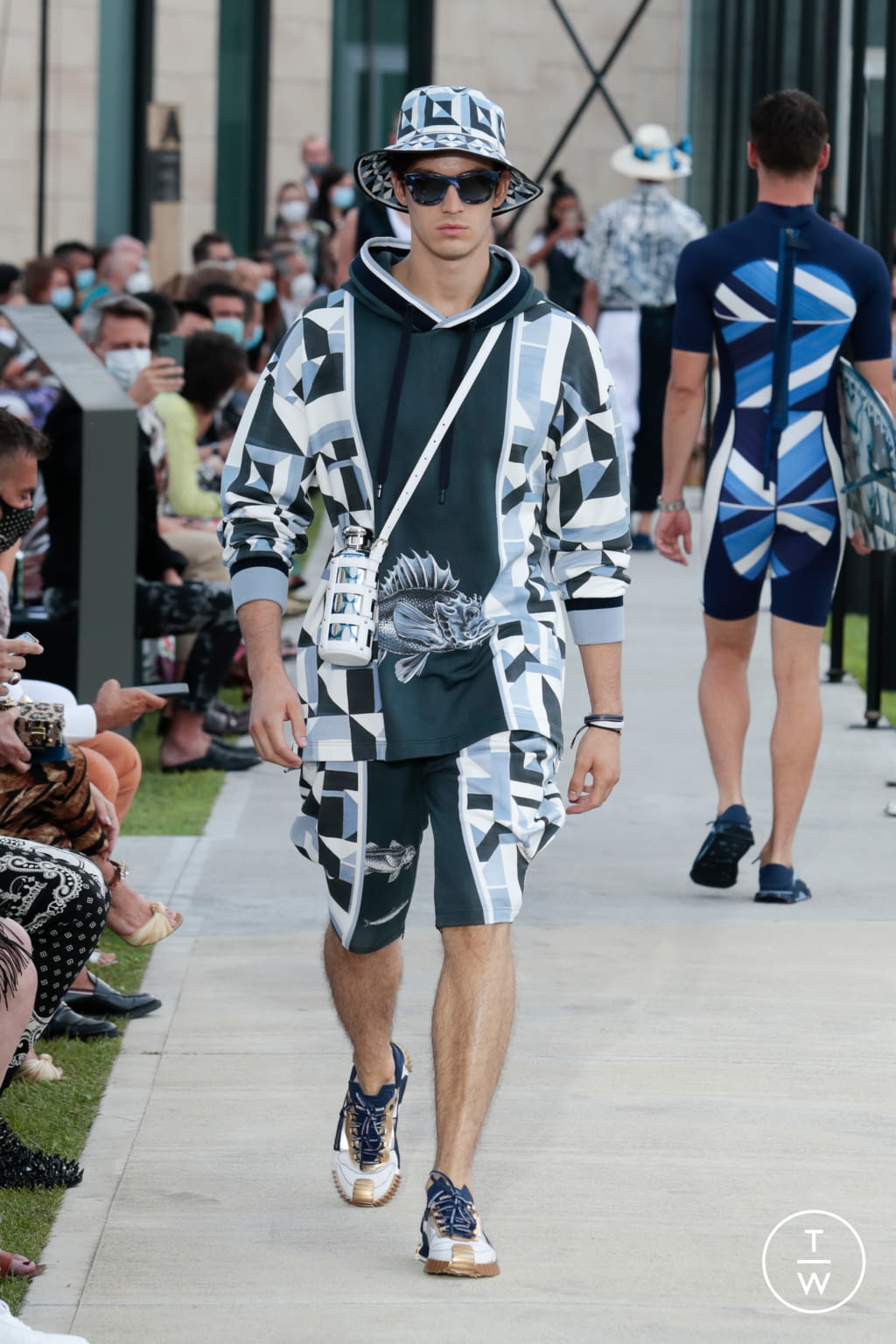Fashion Week Milan Spring/Summer 2021 look 42 de la collection Dolce & Gabbana menswear