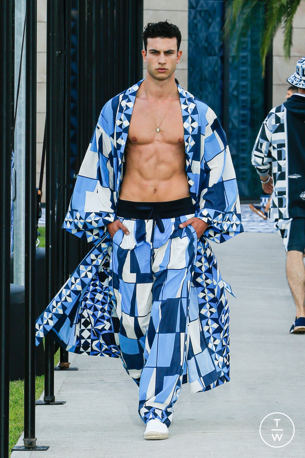 Fashion Week Milan Spring/Summer 2021 look 53 from the Dolce & Gabbana collection menswear