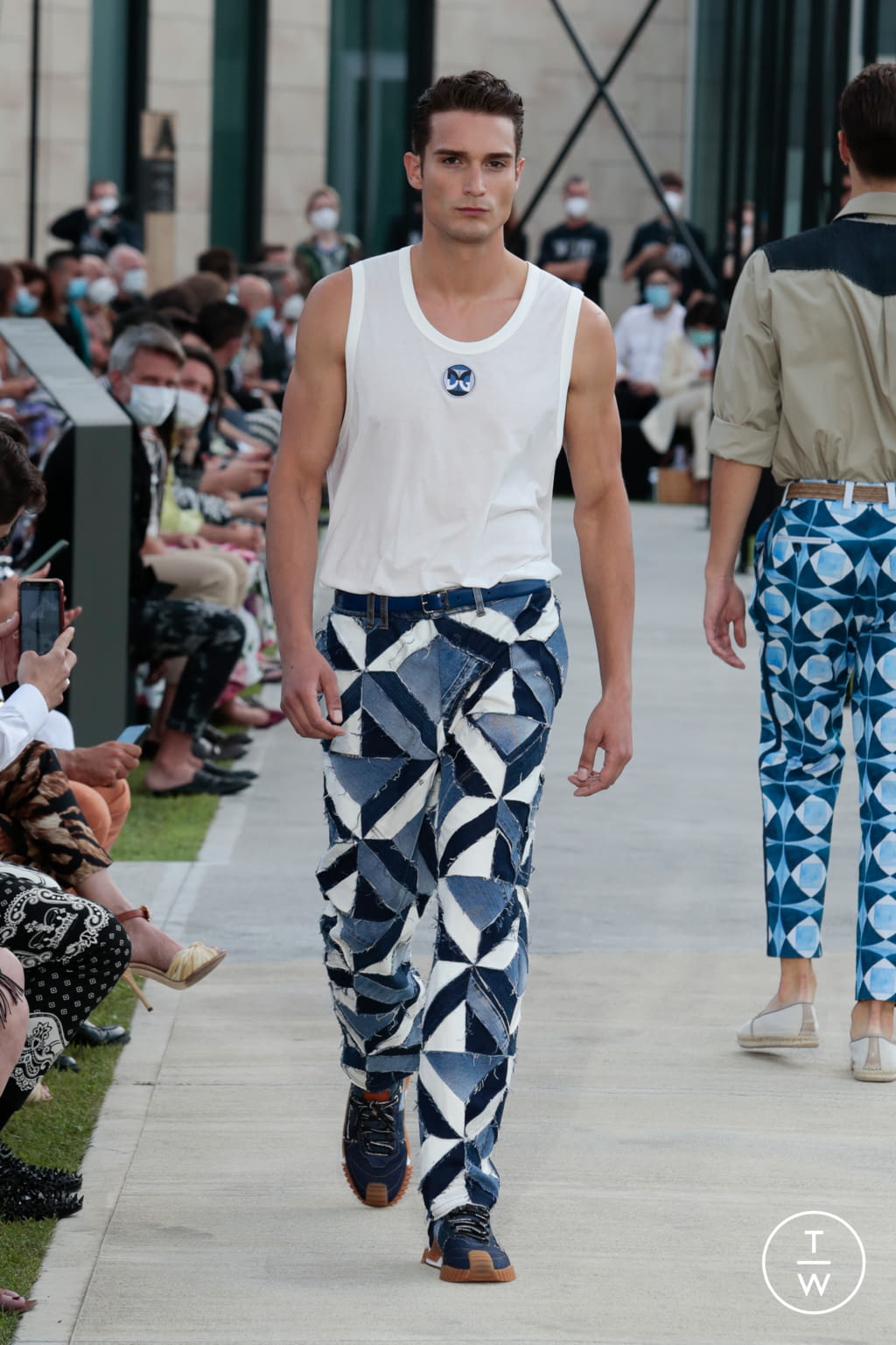 Fashion Week Milan Spring/Summer 2021 look 78 de la collection Dolce & Gabbana menswear