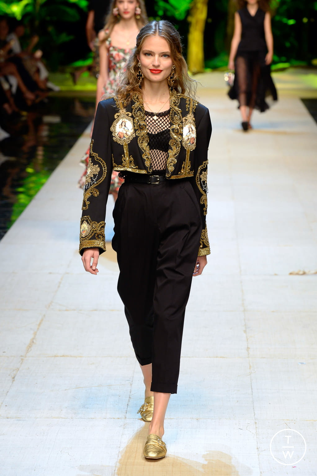 Fashion Week Milan Spring/Summer 2017 look 53 de la collection Dolce & Gabbana womenswear