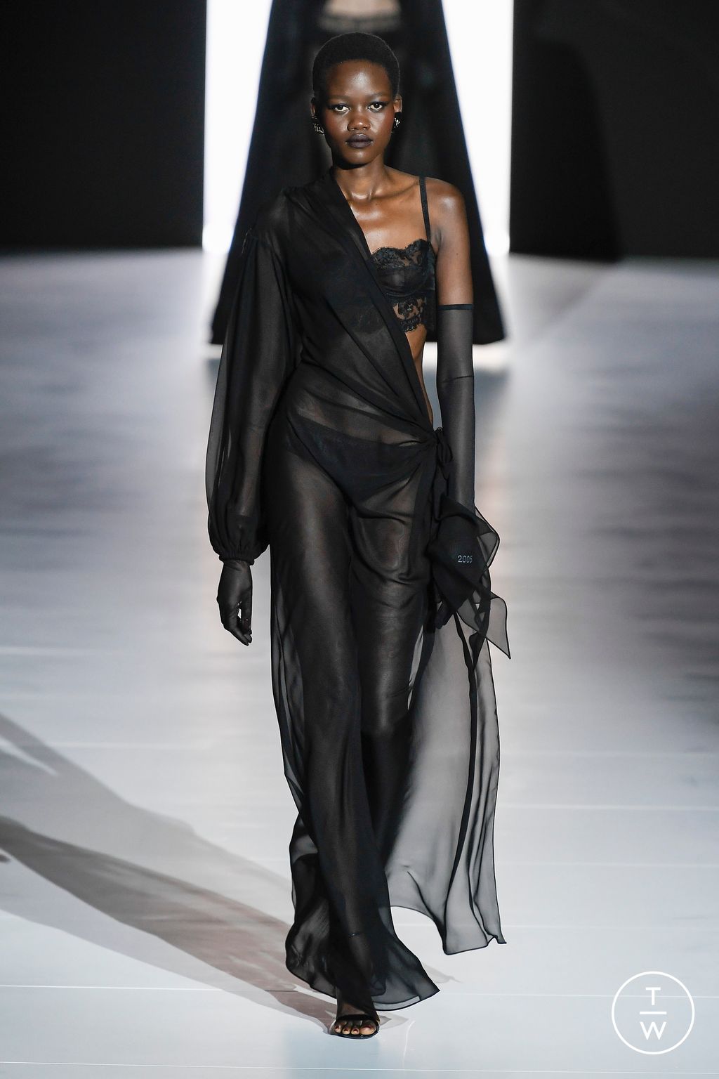 Fashion Week Milan Fall/Winter 2023 look 4 from the Dolce & Gabbana collection womenswear