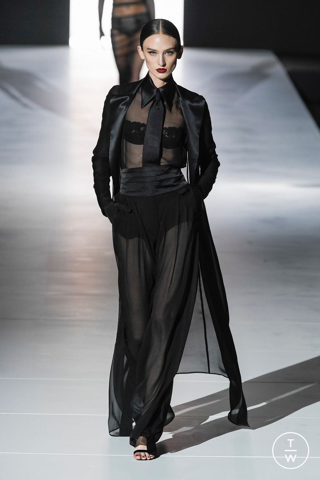 Fashion Week Milan Fall/Winter 2023 look 7 from the Dolce & Gabbana collection womenswear