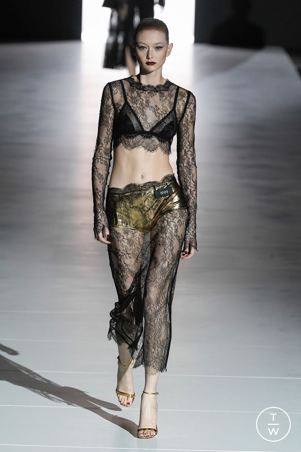 Fashion Week Milan Fall/Winter 2023 look 26 de la collection Dolce & Gabbana womenswear