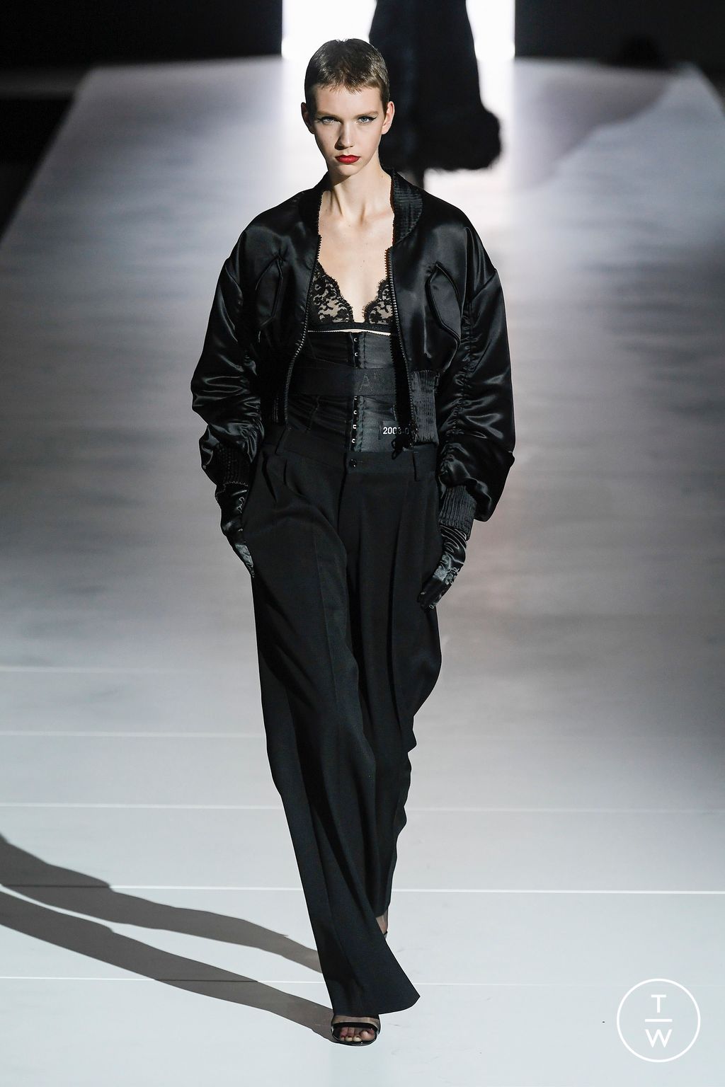 Fashion Week Milan Fall/Winter 2023 look 42 de la collection Dolce & Gabbana womenswear