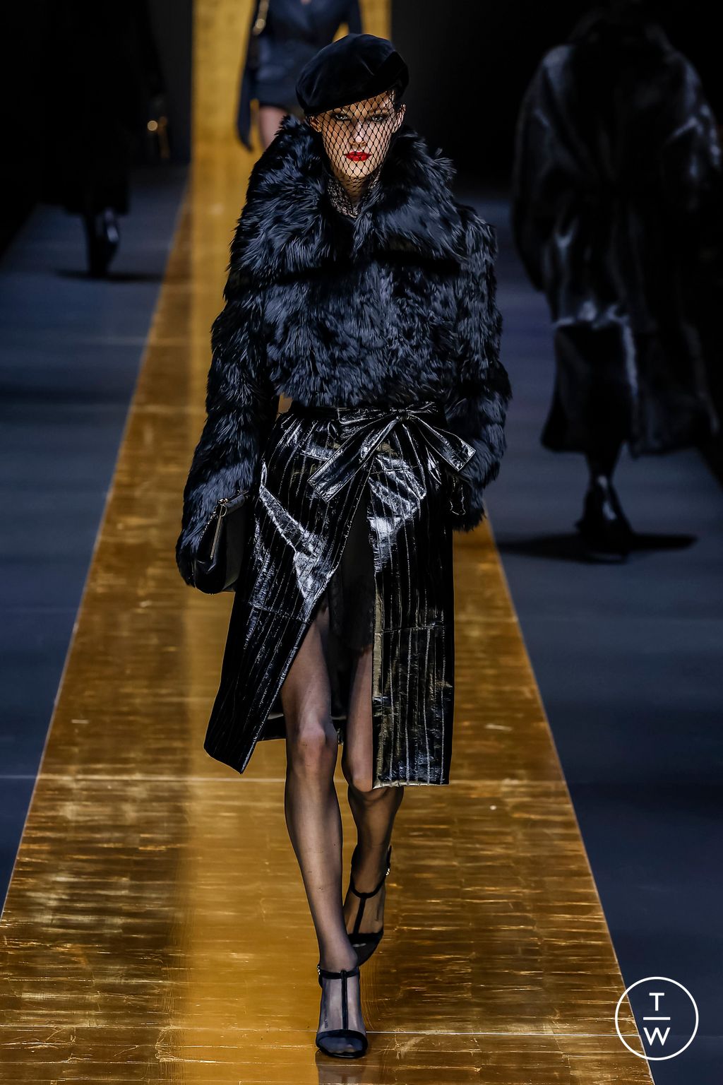 Fashion Week Milan Fall/Winter 2024 look 23 from the Dolce & Gabbana collection womenswear