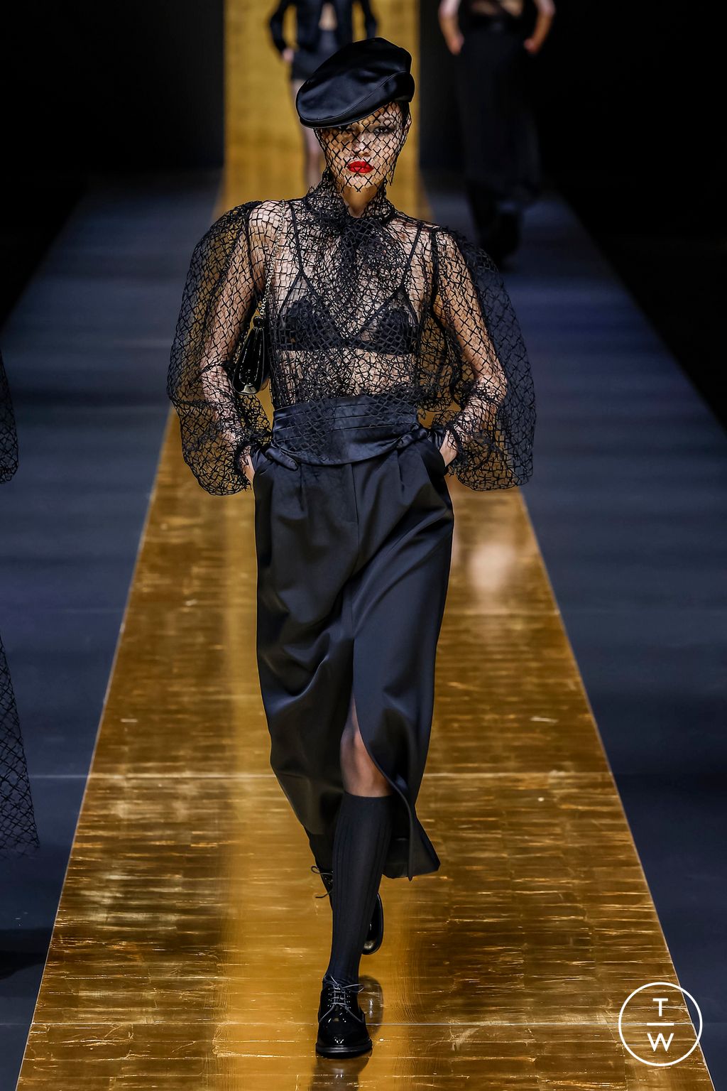 Fashion Week Milan Fall/Winter 2024 look 40 from the Dolce & Gabbana collection womenswear