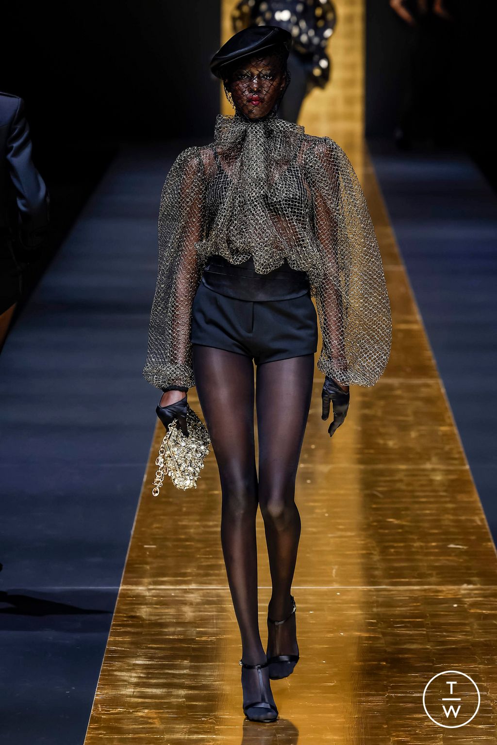 Fashion Week Milan Fall/Winter 2024 look 42 from the Dolce & Gabbana collection 女装