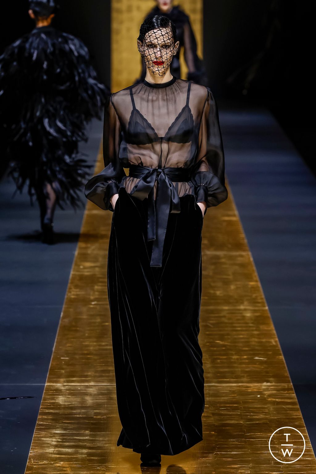 Fashion Week Milan Fall/Winter 2024 look 58 from the Dolce & Gabbana collection womenswear