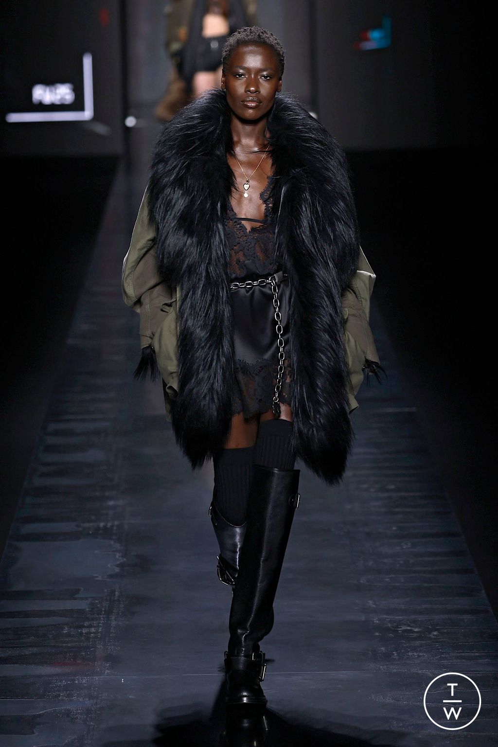 Fashion Week Milan Fall/Winter 2025 look 2 from the Dolce & Gabbana collection womenswear