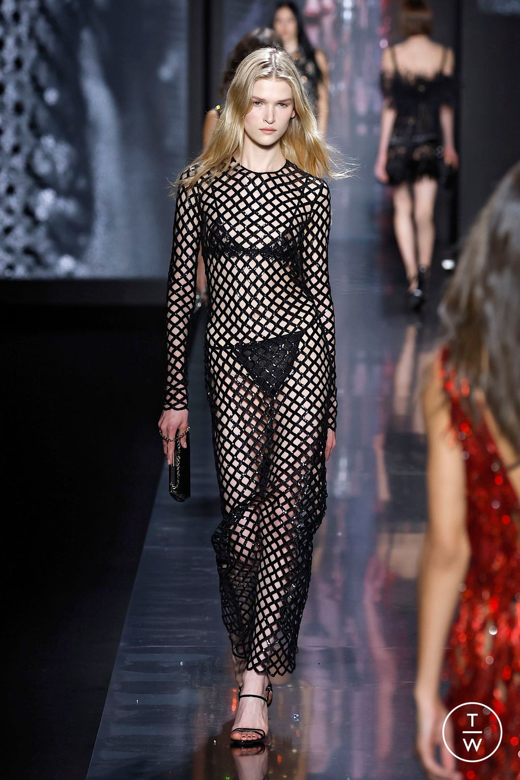 Fashion Week Milan Fall/Winter 2025 look 74 from the Dolce & Gabbana collection womenswear