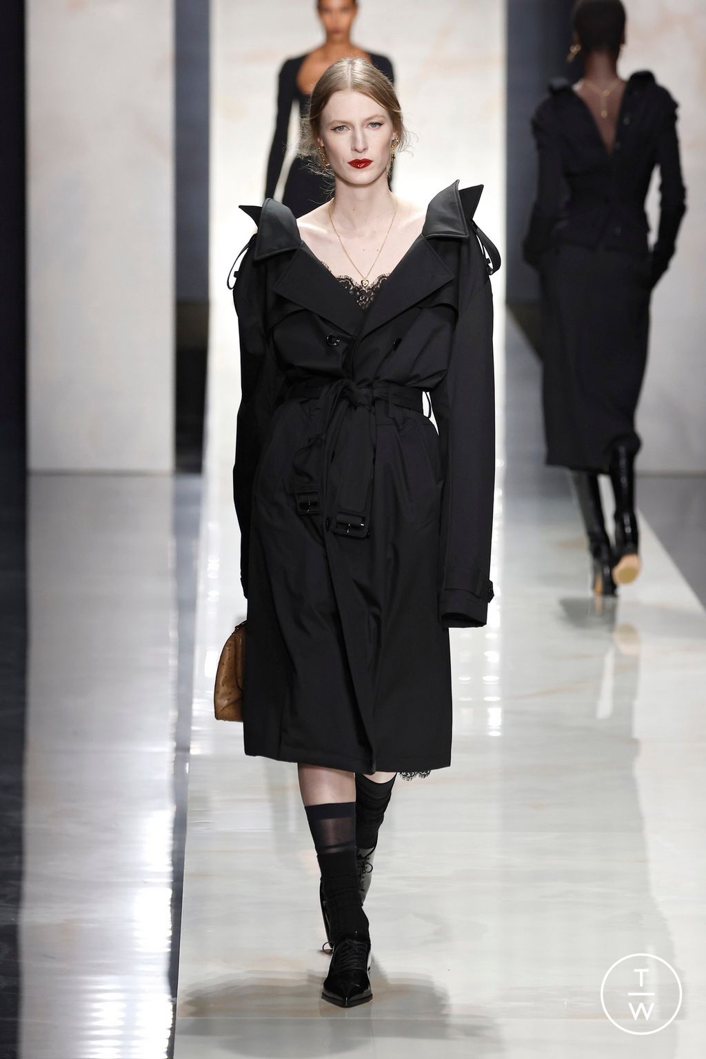 Fashion Week Milan Fall/Winter 2026 look 5 from the Dolce & Gabbana collection womenswear