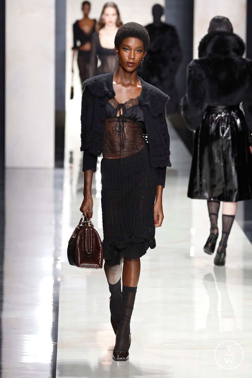 Fashion Week Milan Fall/Winter 2026 look 29 from the Dolce & Gabbana collection womenswear