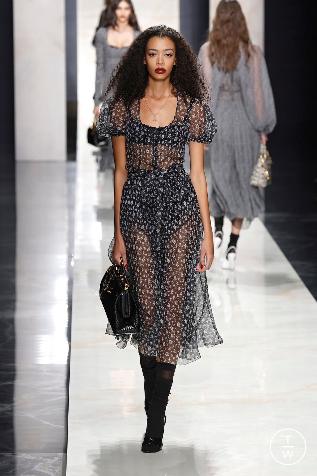 Fashion Week Milan Fall/Winter 2026 look 55 from the Dolce & Gabbana collection womenswear