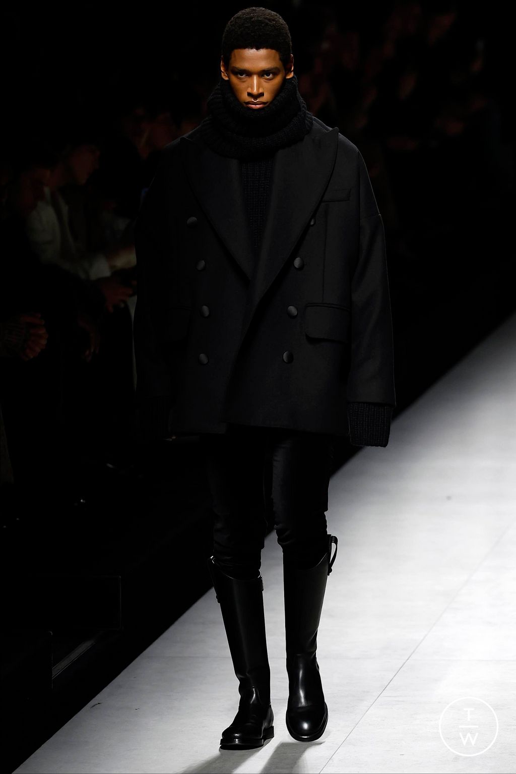 Fashion Week Milan Fall/Winter 2024 look 13 de la collection Dolce & Gabbana menswear