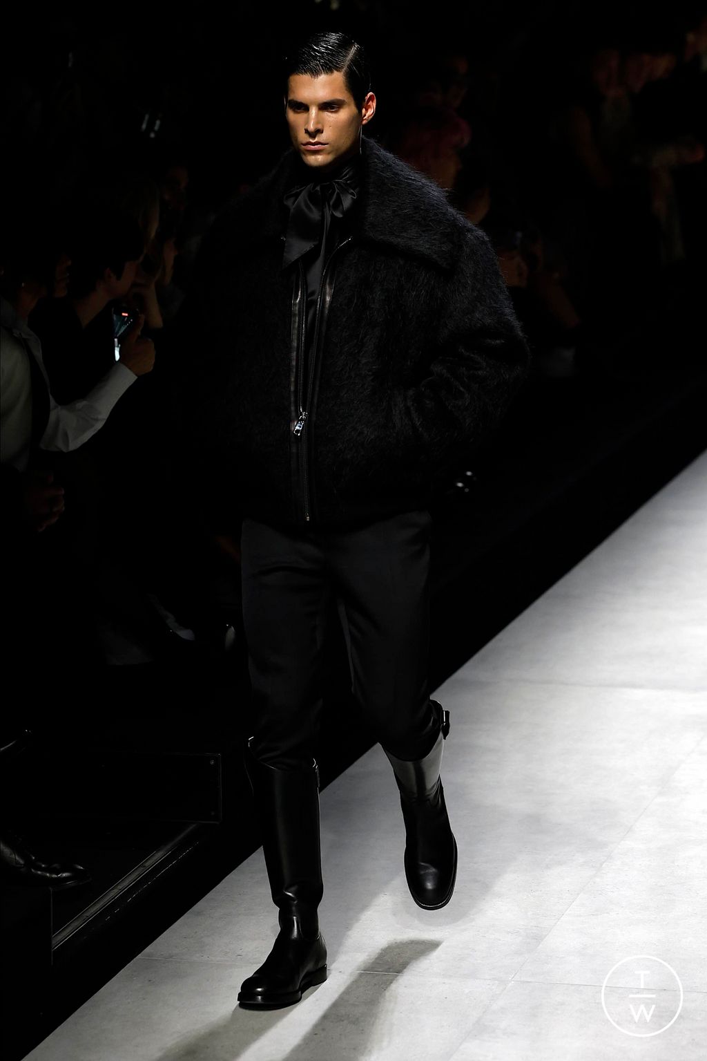 Fashion Week Milan Fall/Winter 2024 look 17 de la collection Dolce & Gabbana menswear