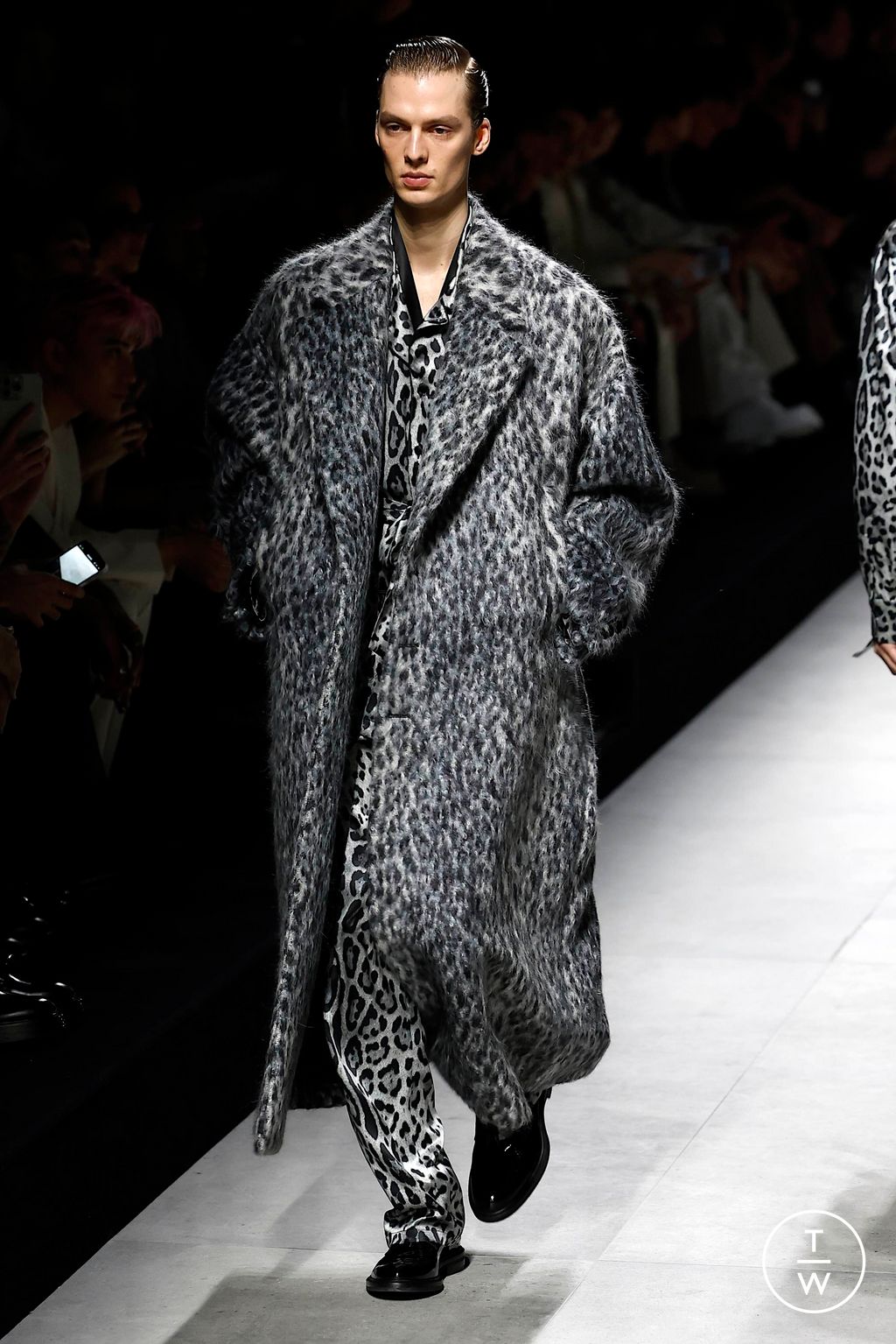 Fashion Week Milan Fall/Winter 2024 look 21 de la collection Dolce & Gabbana menswear