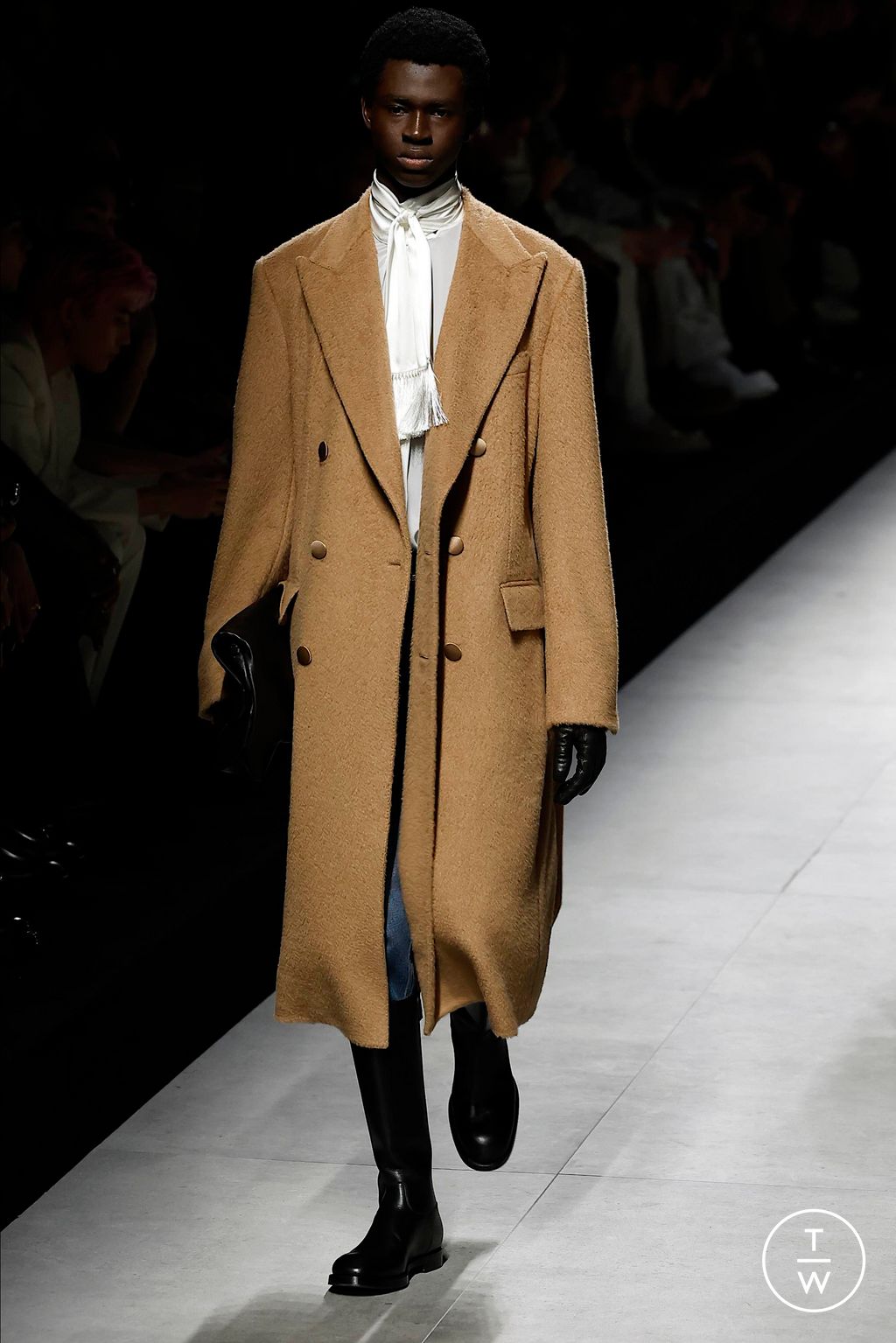 Fashion Week Milan Fall/Winter 2024 look 37 de la collection Dolce & Gabbana menswear