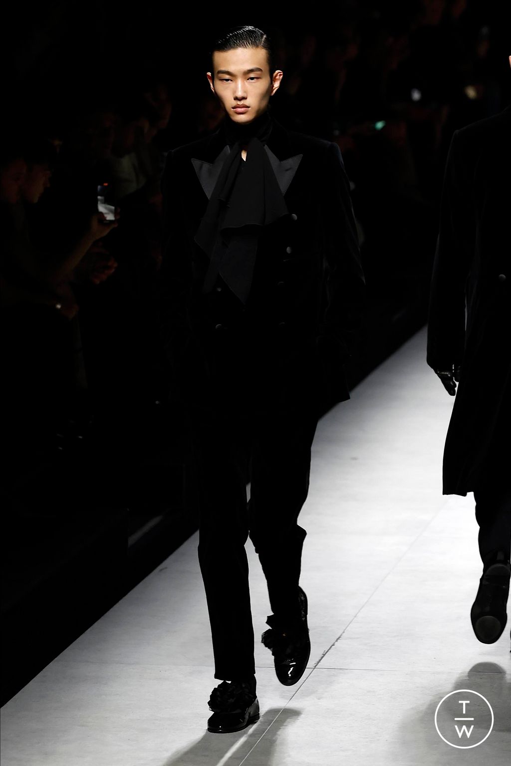 Fashion Week Milan Fall/Winter 2024 look 43 de la collection Dolce & Gabbana menswear