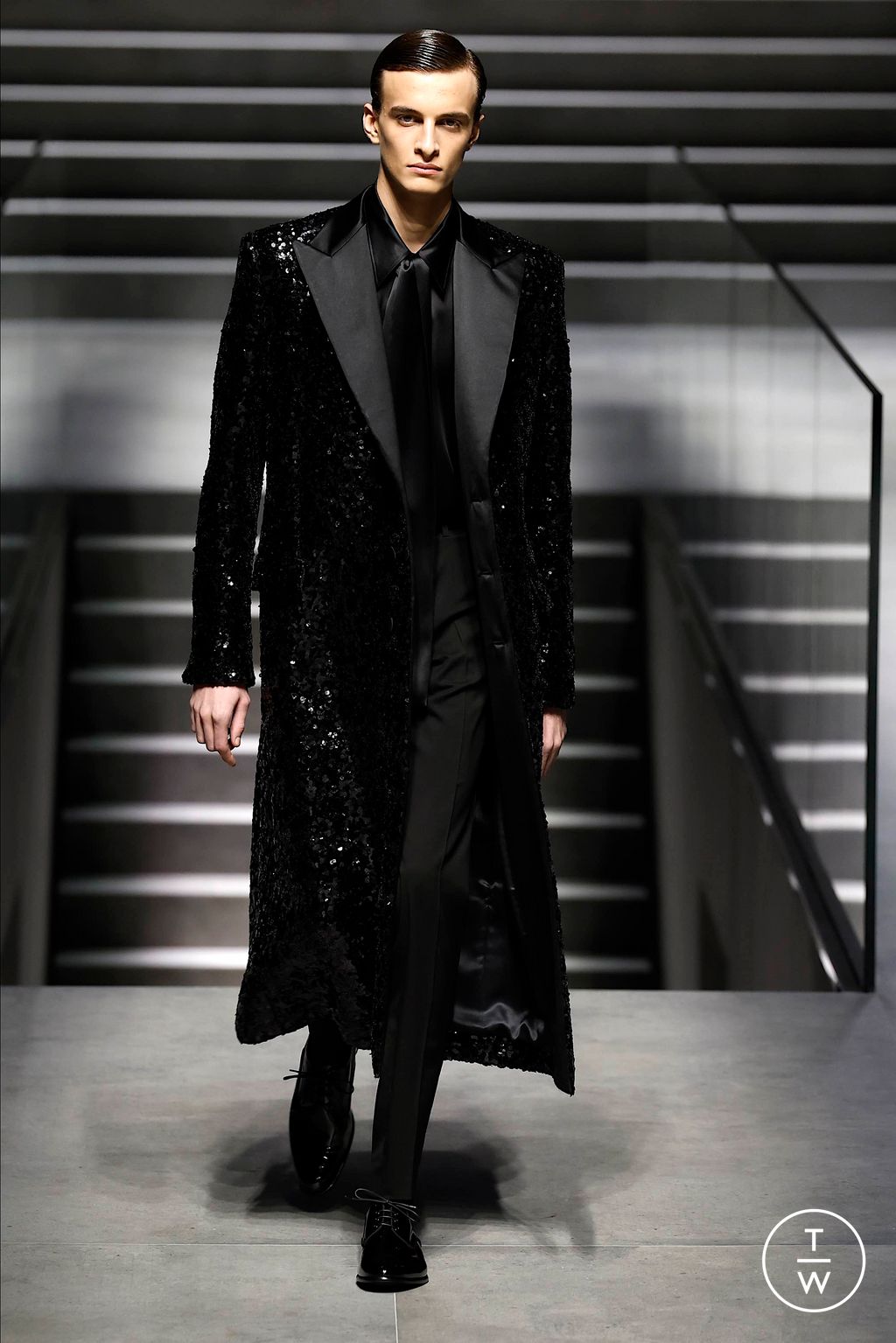 Fashion Week Milan Fall/Winter 2024 look 54 from the Dolce & Gabbana collection menswear
