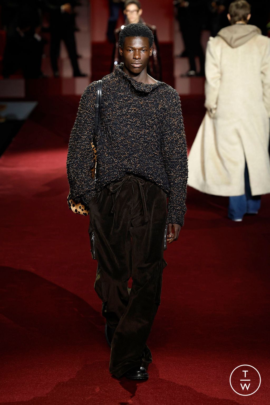 Fashion Week Milan Fall/Winter 2025 look 7 from the Dolce & Gabbana collection menswear