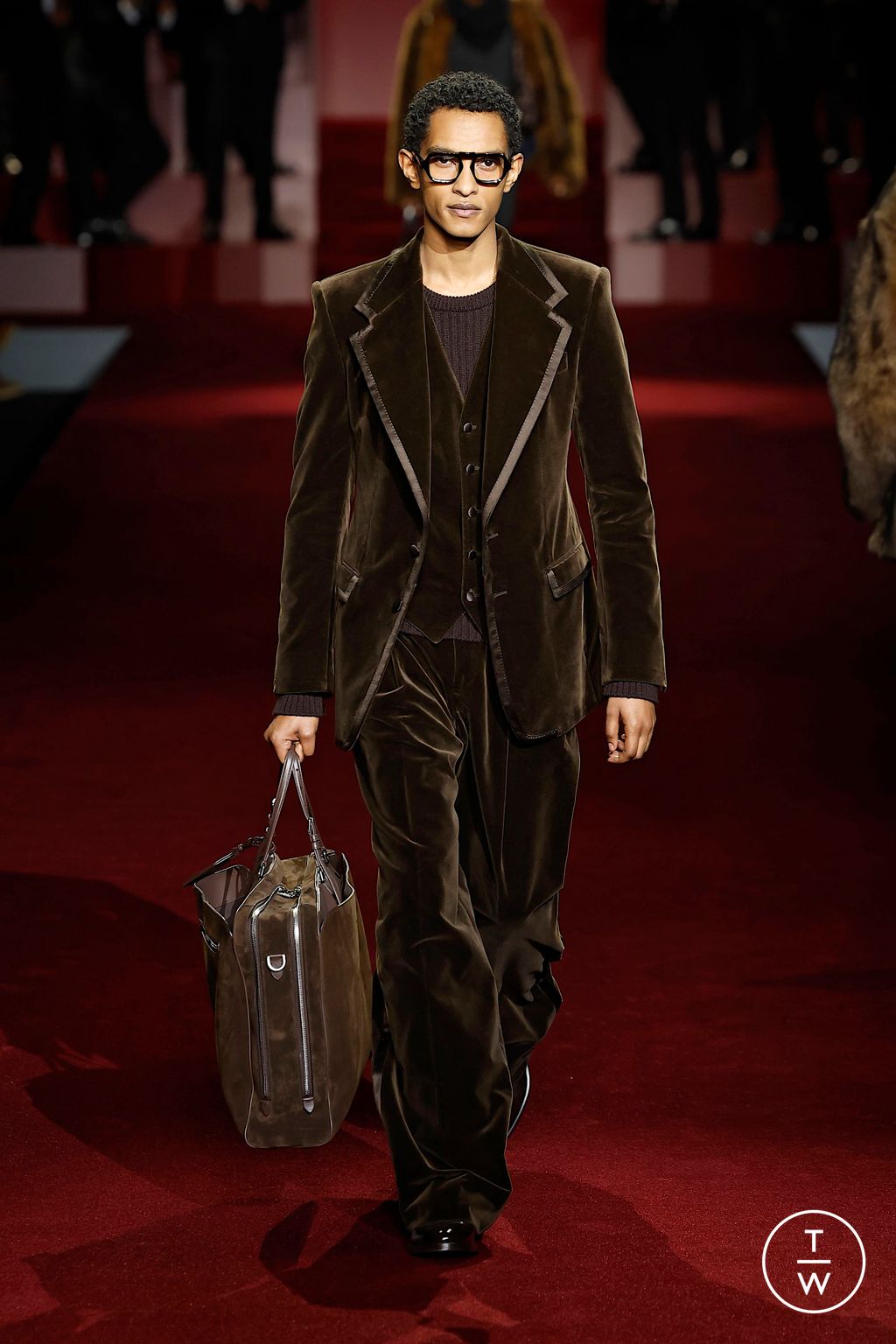 Fashion Week Milan Fall/Winter 2025 look 11 from the Dolce & Gabbana collection menswear
