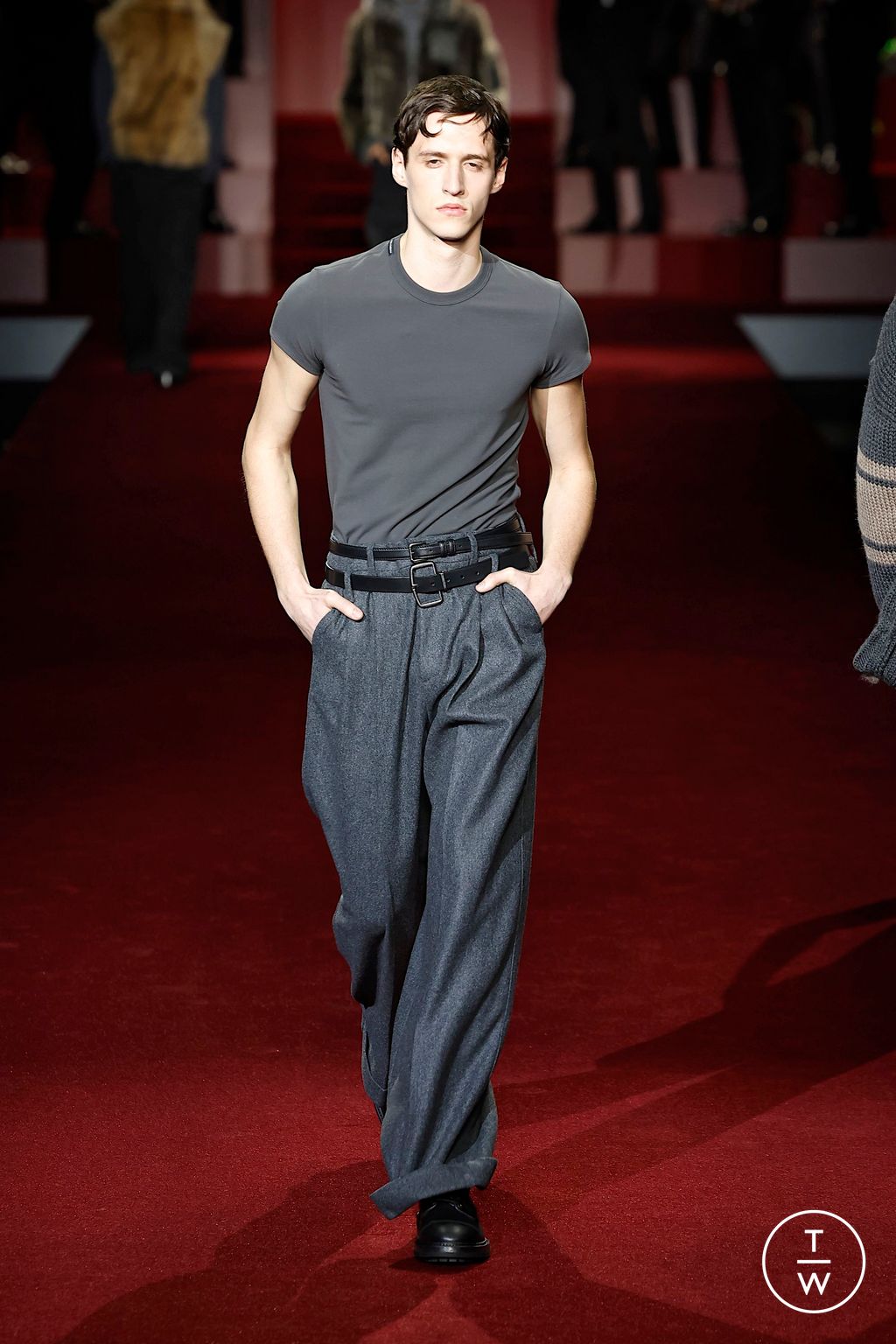 Fashion Week Milan Fall/Winter 2025 look 17 from the Dolce & Gabbana collection menswear