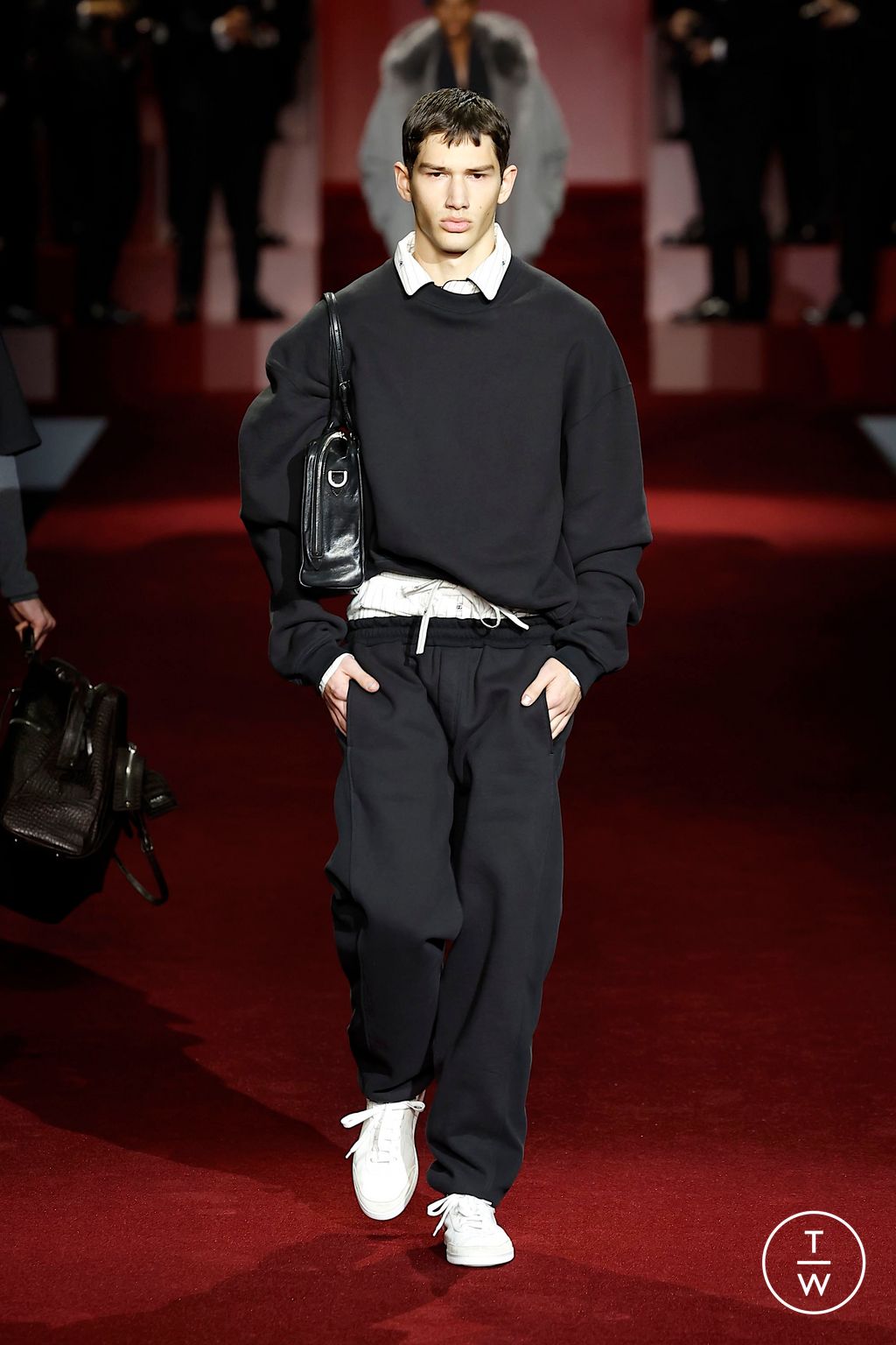Fashion Week Milan Fall/Winter 2025 look 20 from the Dolce & Gabbana collection menswear