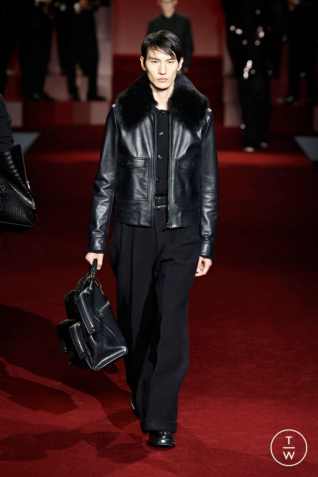 Fashion Week Milan Fall/Winter 2025 look 35 from the Dolce & Gabbana collection menswear