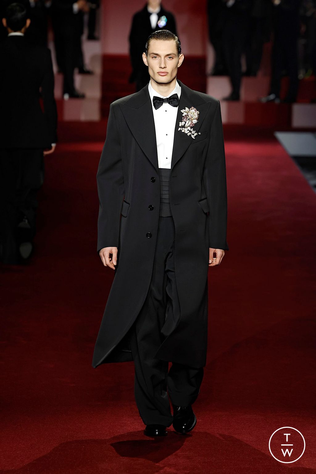 Fashion Week Milan Fall/Winter 2025 look 51 from the Dolce & Gabbana collection menswear